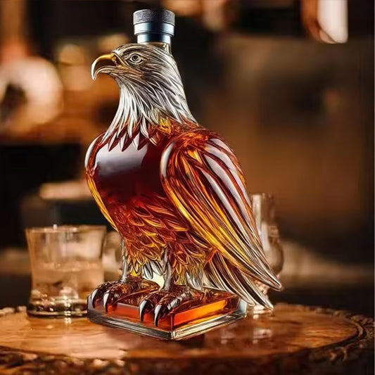 Bald Eagle Whiskey Decanter | Sculpted Glass Spirit Bottle | Bar Decor & Gift