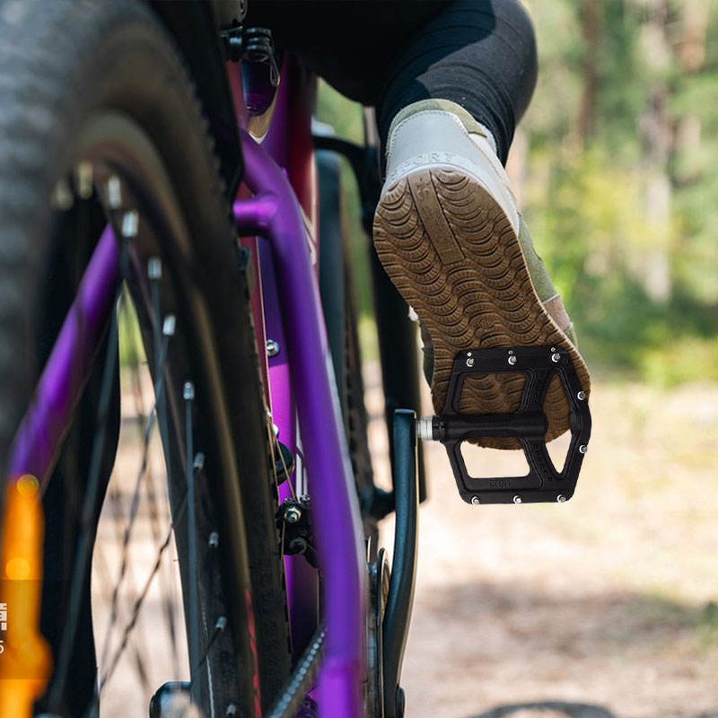 MG-22 Mountain Bike Pedals – Aluminum Alloy with Chrome Molybdenum Steel Axle & 3-Bearing System