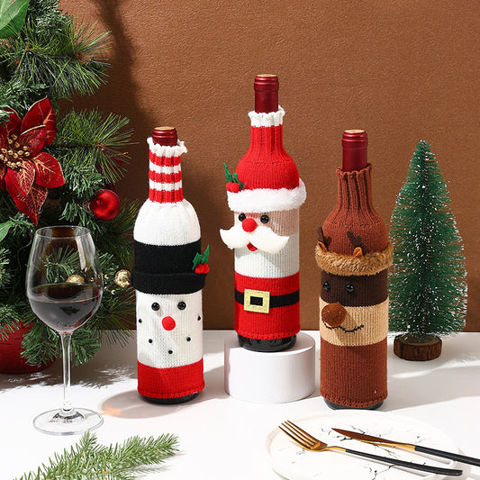 Christmas Knitted Wine Bottle Cover – Santa, Snowman & Reindeer Festive Bottle Sweater | Holiday Table Decoration