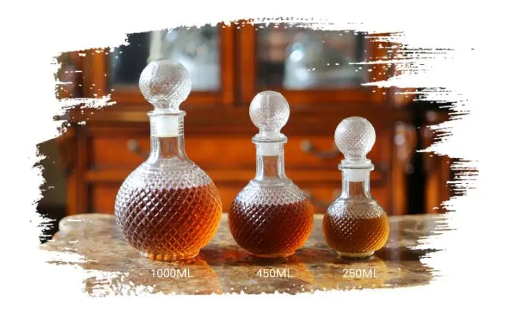 Globe Crystal Glass Decanter | Diamond-Cut Faceted Whiskey & Wine Decanter with Stopper