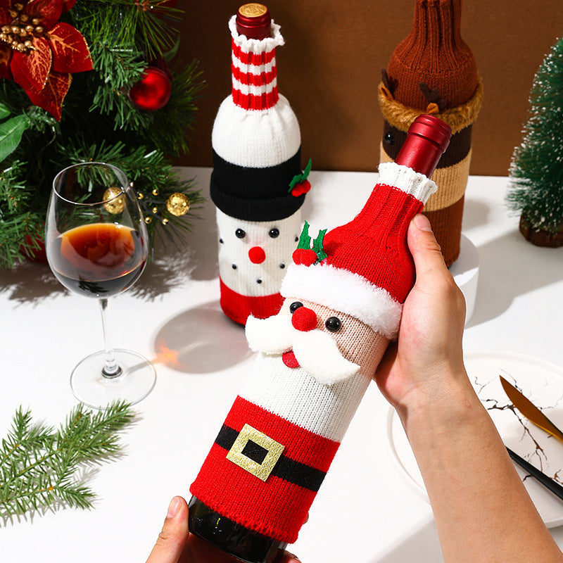 Christmas Knitted Wine Bottle Cover – Santa, Snowman & Reindeer Festive Bottle Sweater | Holiday Table Decoration