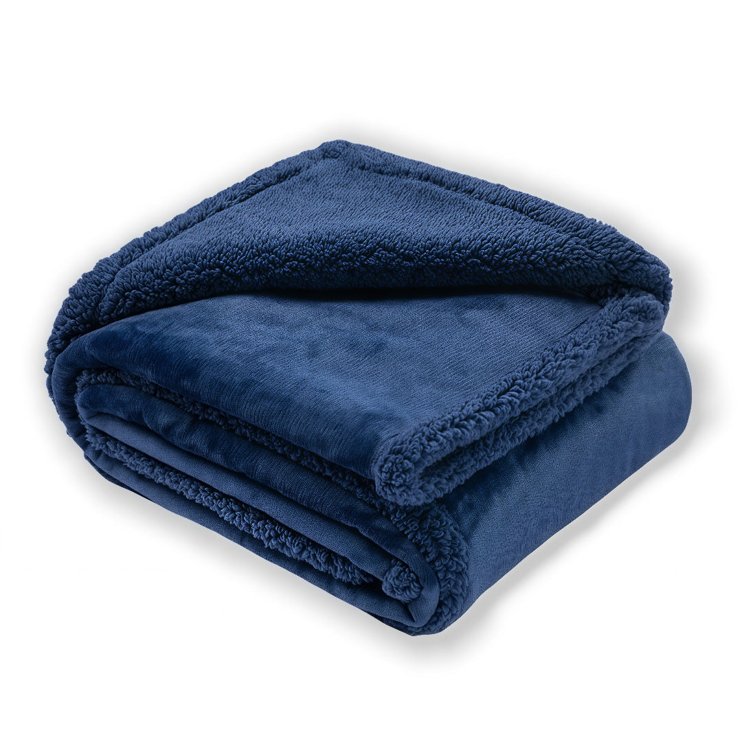 Waterproof Sherpa Fleece Pet Blanket – Soft Plush Throw Pad for Dogs & Cats
