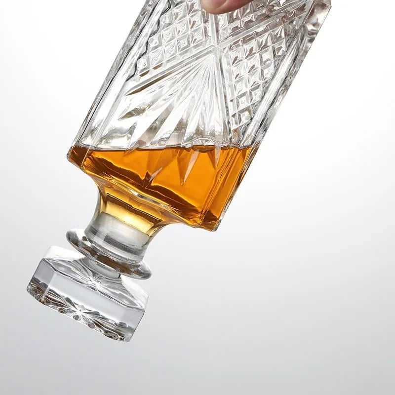 750ml Lead-Free Crystal Glass Whiskey Decanter – 6 Cut-Glass Designs | Airtight Stopper | Home Bar & Gift