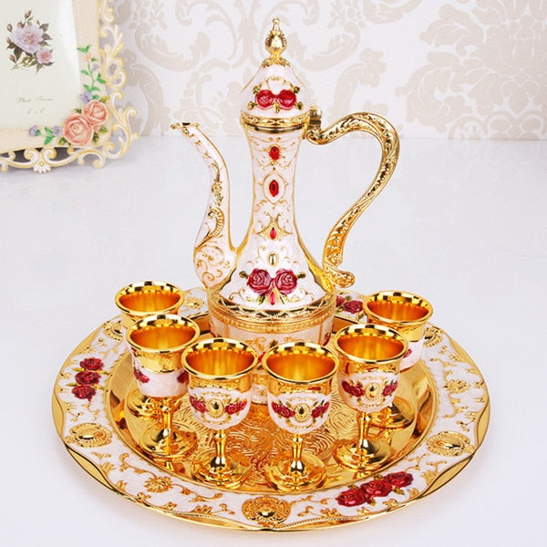 Luxury Vintage Floral Wine Set – 8-Piece Zinc Alloy Decanter & Cup Gift Set with Serving Tray